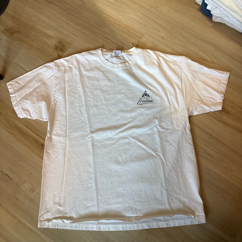 Vintage tech tee